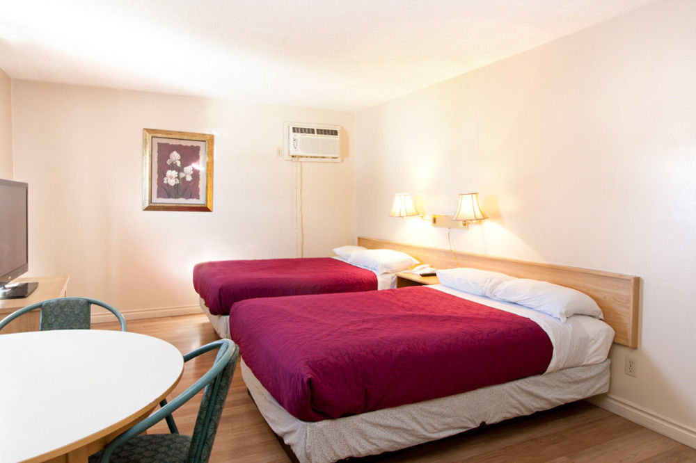 Horizon Motel Saint Albert Extérieur photo